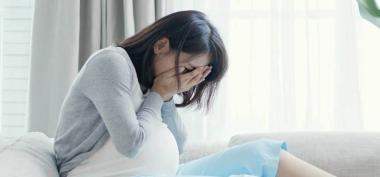 Gejala dan Cara Mengatasi Depresi Saat Hamil